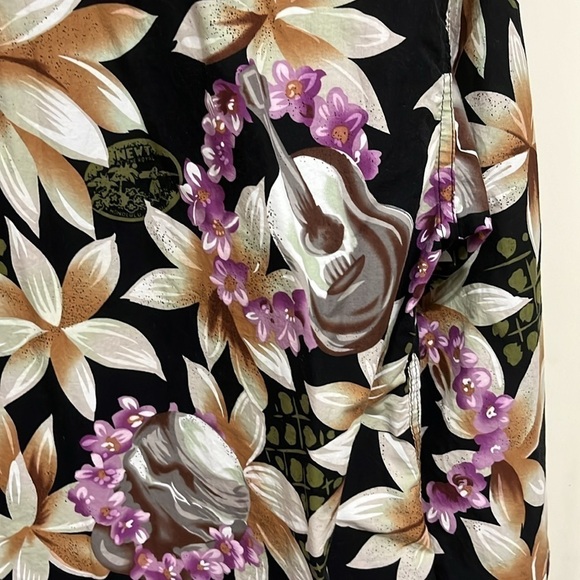 Ukulele Aloha Shirt – Black Button Down Long Sleeve size medium - Picture 6 of 6